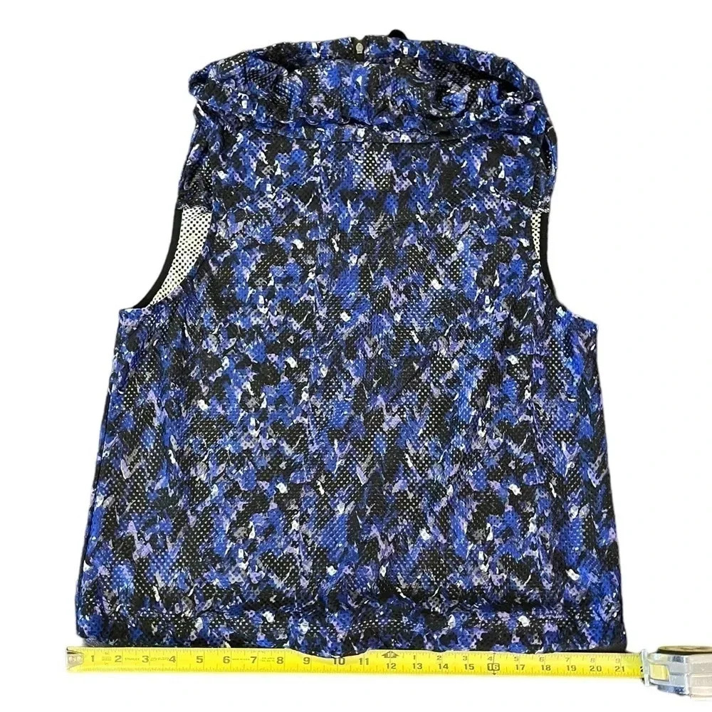Fabletics X Demi Lovato Women's Damara Mesh Vest - Picture 8 of 10